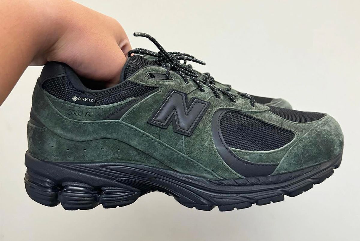 jjjjound-x-new-balance-2002r-gore-tex-green-sneaker-freaker
