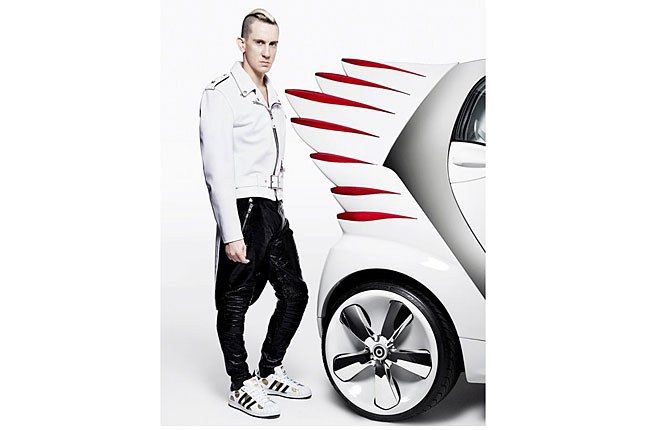 Jeremy Scott Wings Smart Car 1