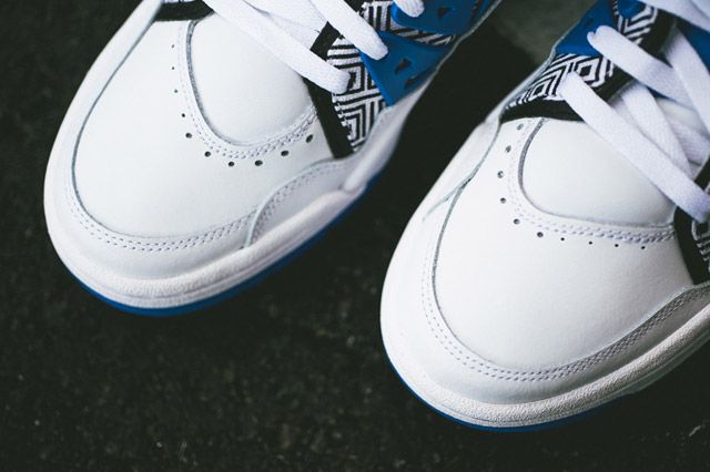 Adidas Mutumbo White Blue Black Toebox