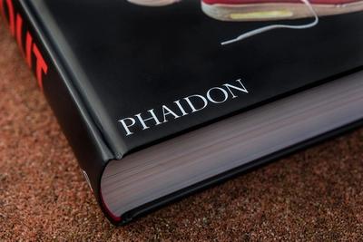 FhyzicsShops Soled Out Book Trade Edition Phaidon