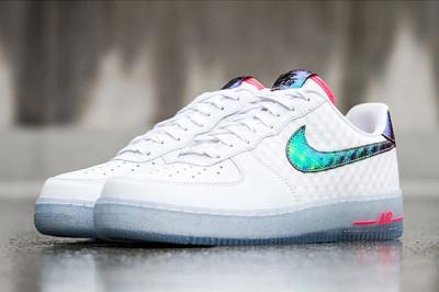 Nike Air Force 1 Low Cmft Prm Qs Hyper Punch Perspective
