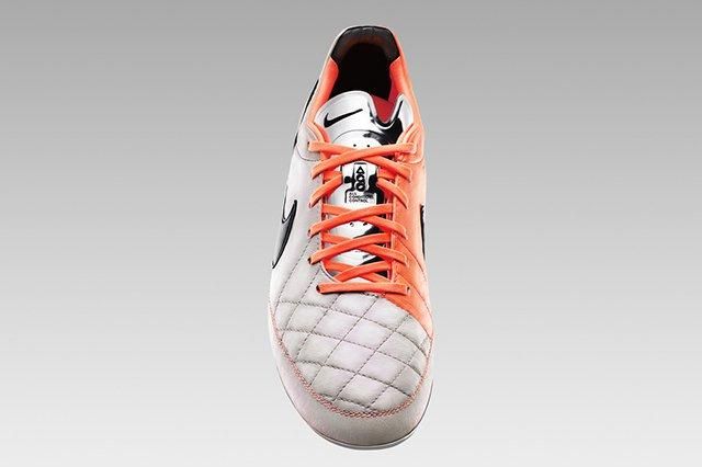 Nike Tiempo V 3