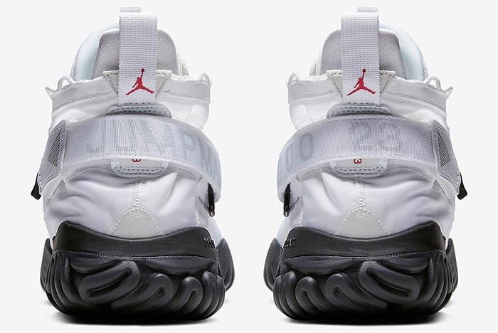Air Jordan Prot React White Heel Shot 3