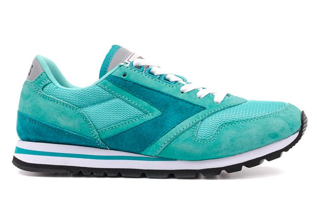 Brooks Chariot Wmns Collection
