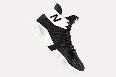 Dejounte Murray Joins New Balance Omn1S Lite Right
