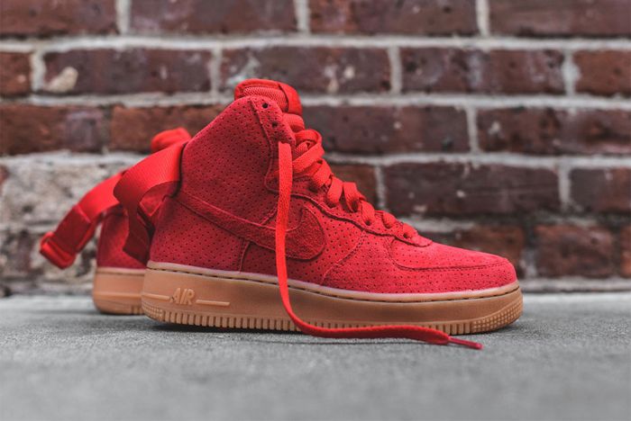 WMNS AIR FORCE 1 '07 LOW OBSIDIAN & UNIVERSITY RED – PACKER SHOES