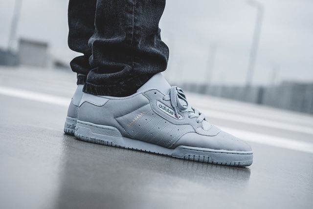 yeezy powerphase grey on feet