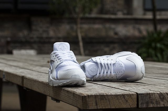 Nike Wmns White Ice Pack 4