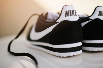 Nike Cortez Nylon Black White 3