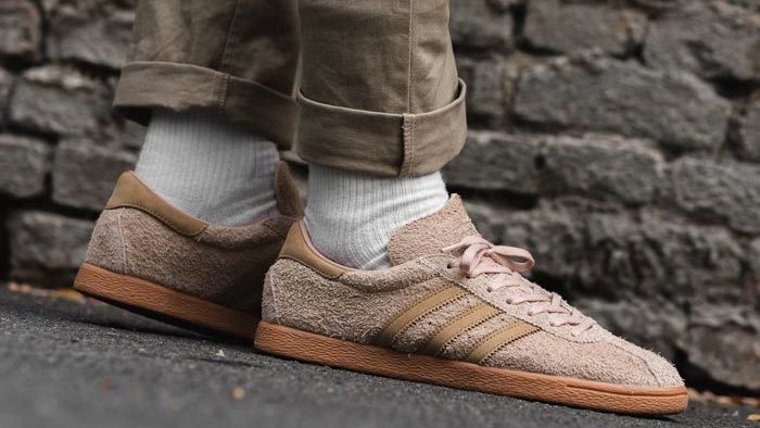 adidas' Smokes the Competition - Sneaker Freaker