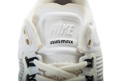 Nike Air Max 2013 Summit White Tongue 1