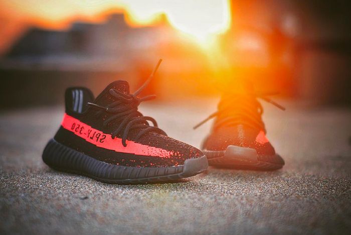 ‘ Core Black Red’ Yeezy Boost 350 V2 1