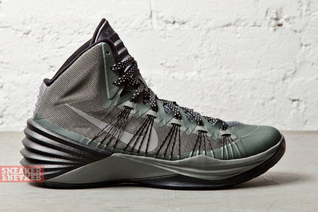 gray hyperdunks