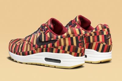 Nike X Roundel By London Underground Air Max Collection 4