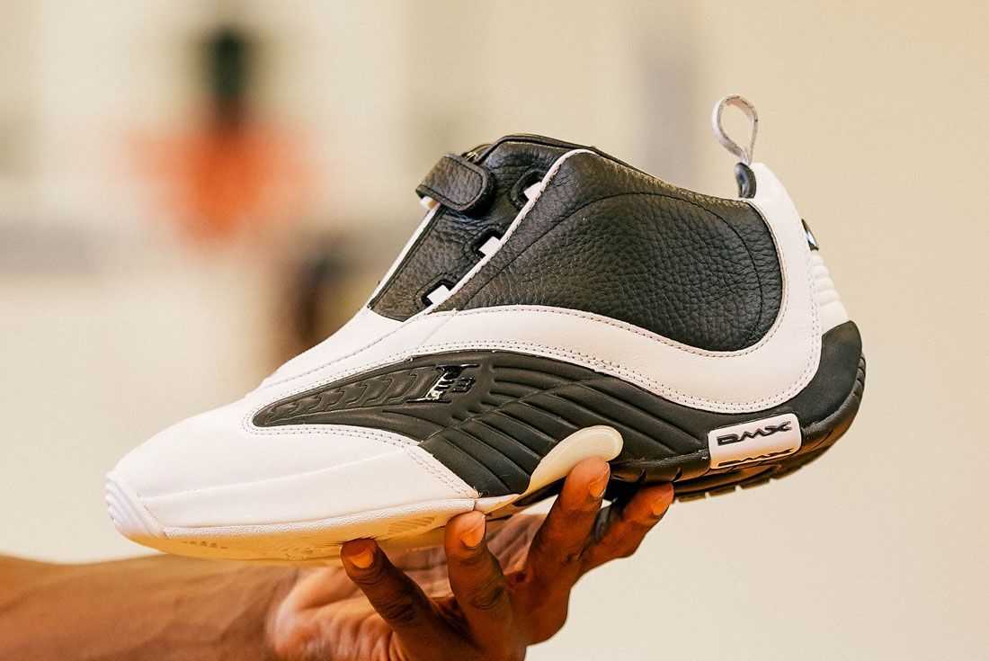 スニーカー Reebok The Answer IV OG NBA Finals White Black Reebok Allen Iverson The Answer 4 IV Mens 10 White Black NBA