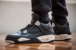 air jordan 4 oreo on feet