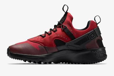 Nike Huarache Utility Blackgym Red3