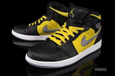 Nike Jordan Black Yellow 1