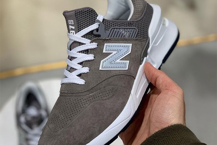 Comme Des Garcons Homme New Balance 997S Grey First Look Hand
