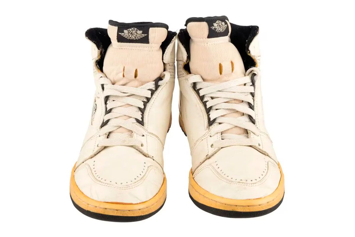 authentic air jordan 2