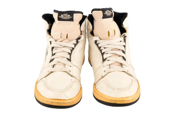 Vintage Air Jordan 2 Prototype Surfaces at Auction - Industry News