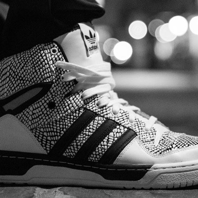 Keel stoom Fraude adidas Originals Metro Attitude - Sneaker Freaker