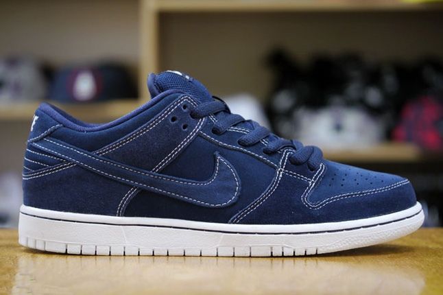 Nike SB Dunk Low Pro (Midnight Navy) - Sneaker Freaker