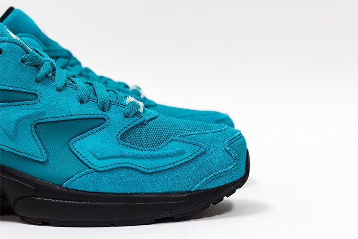 air max 2 light hornets