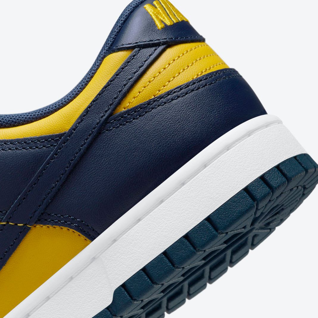 nike dunk low michigan on white official pics
