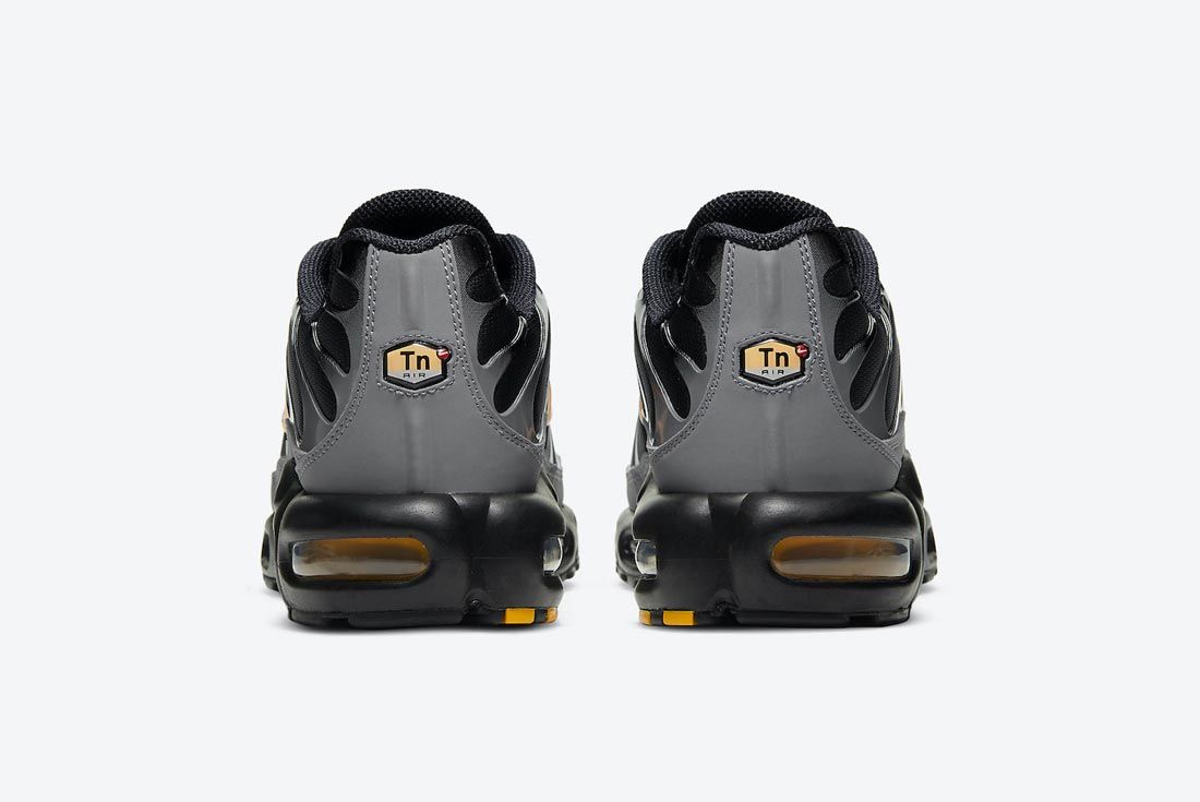 air max plus batman