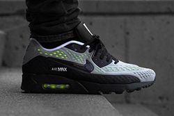 ナイキ エアマックス90 ウルトラ BR ホログラフィー リーク】 ナイキ エアマックス90 ウルトラ BR ホログラフィー