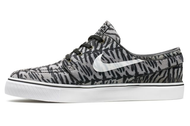 Nike janoski zebra best sale