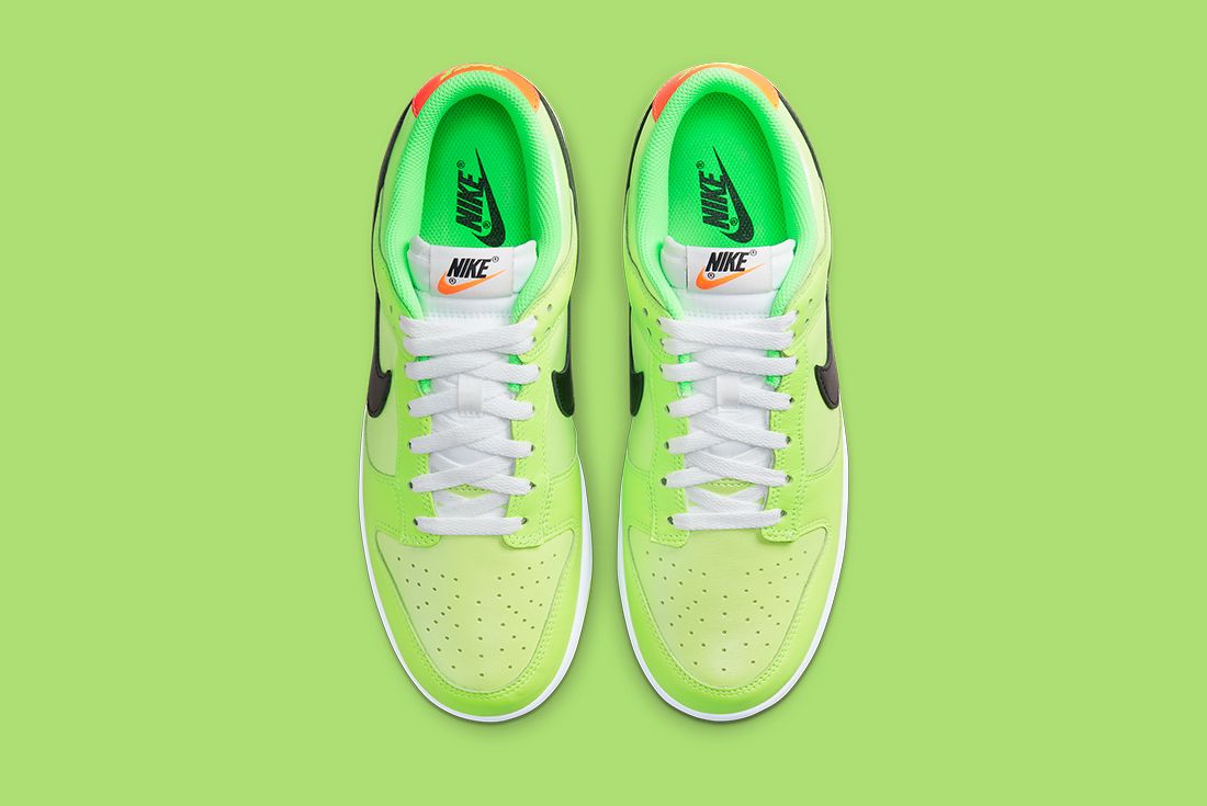 Nike Dunk Low Glow in the Dark FJ4610-702