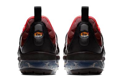 Nike Air Vapor Max Plus Black Flash Crimson Heel