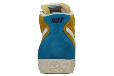 Nike Bruin Mid Vintage Heel 1