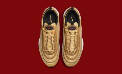 Nike Nike Dunk Low Neapolitan Gold Bullet DM0028-700