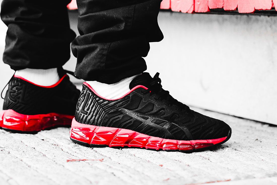 asics quantum 360 black red