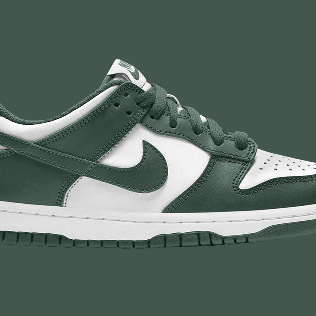 A 'White/Green' Nike Low Has Been Added to the Massive 2021 - Sneaker Freaker