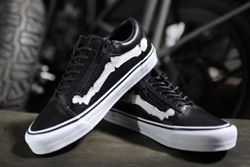 Thumb Blends Bones Vans 2