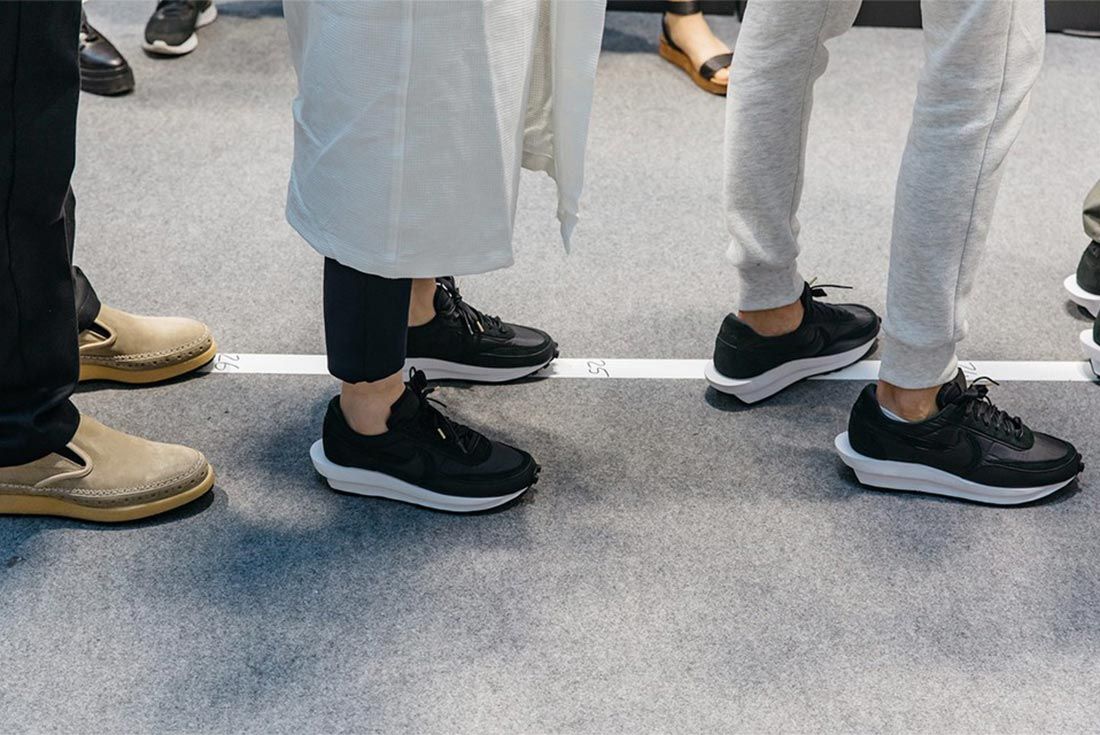 Sacai Ss20 Nike Waffle Lateral On Foot Side Shot