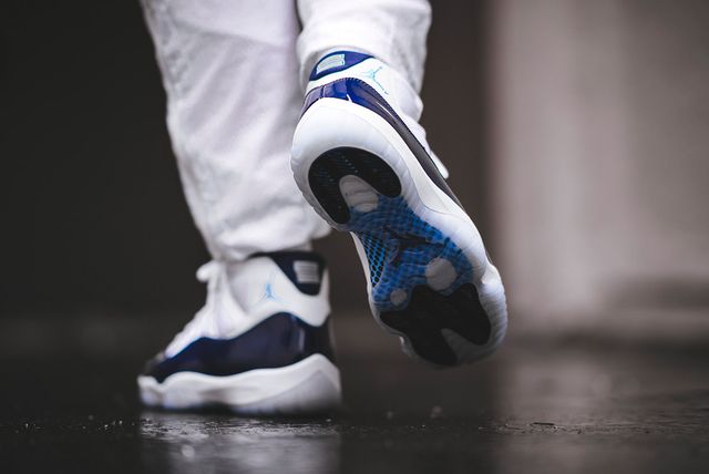 fake jordan 11 win like 82