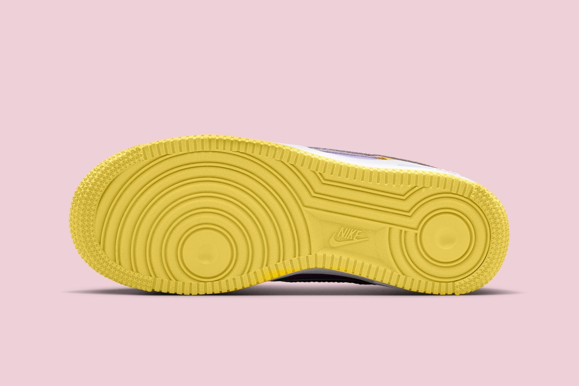 nike yellow sole