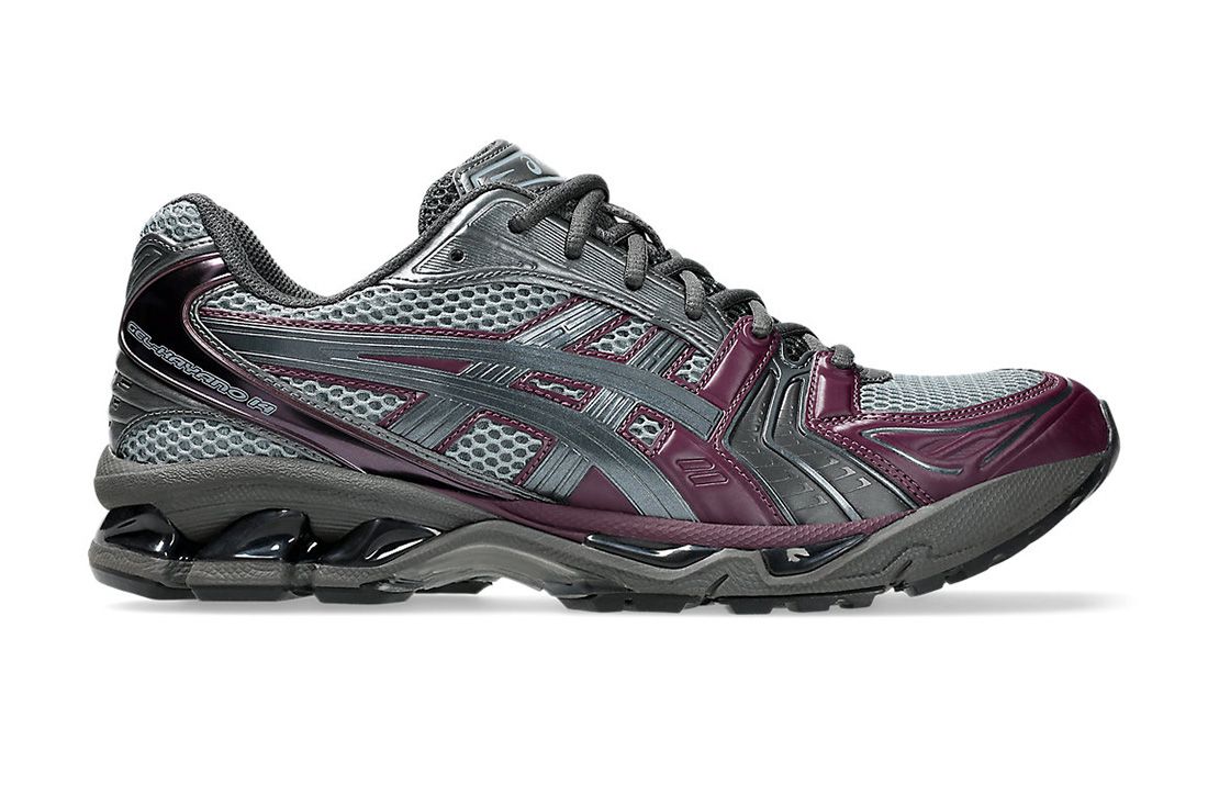 Asics gel kinetic 3 vs outlet kayano