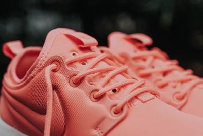 Nike Roshe Two Wmns Atomic Pink2