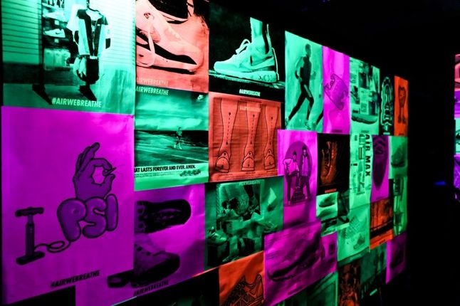 Nike Air Max Anniversary London Wall 1