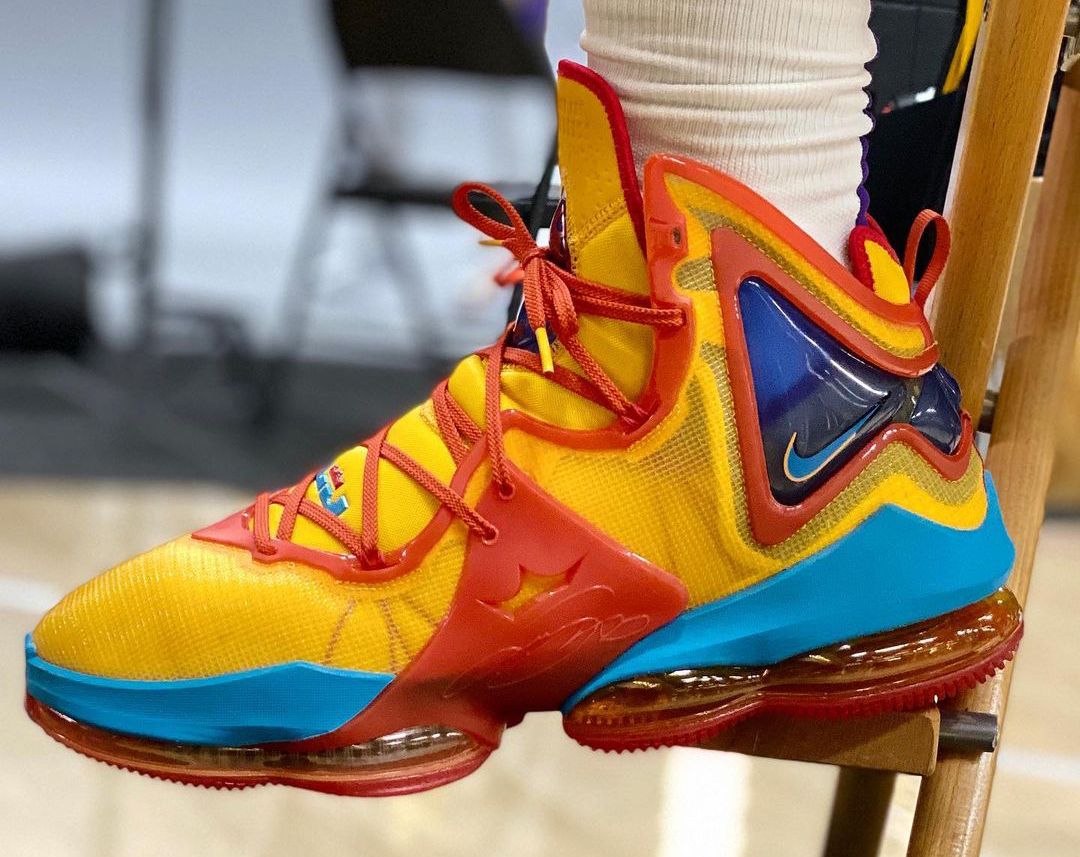 LeBron James Rocks the Looney Nike LeBron 19 'Tune Squad' at the Lakers'  Media Day Event - Sneaker Freaker