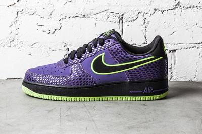 Nike Air Force 1 Court Purple Volt 3