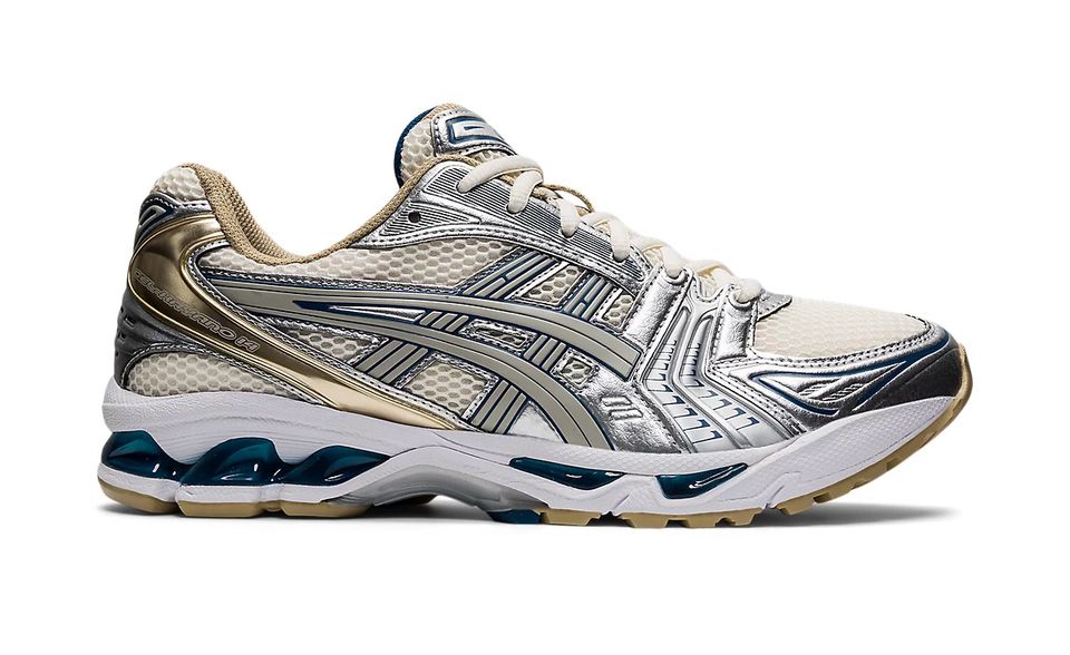 asics silver running shoes