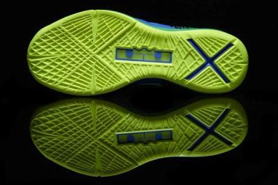 Nike Lebronx Pselite Sprt Turquoise Sole Profile 1