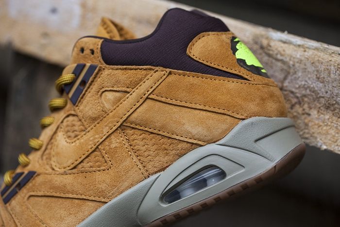 nike air tech challenge 3 wheat